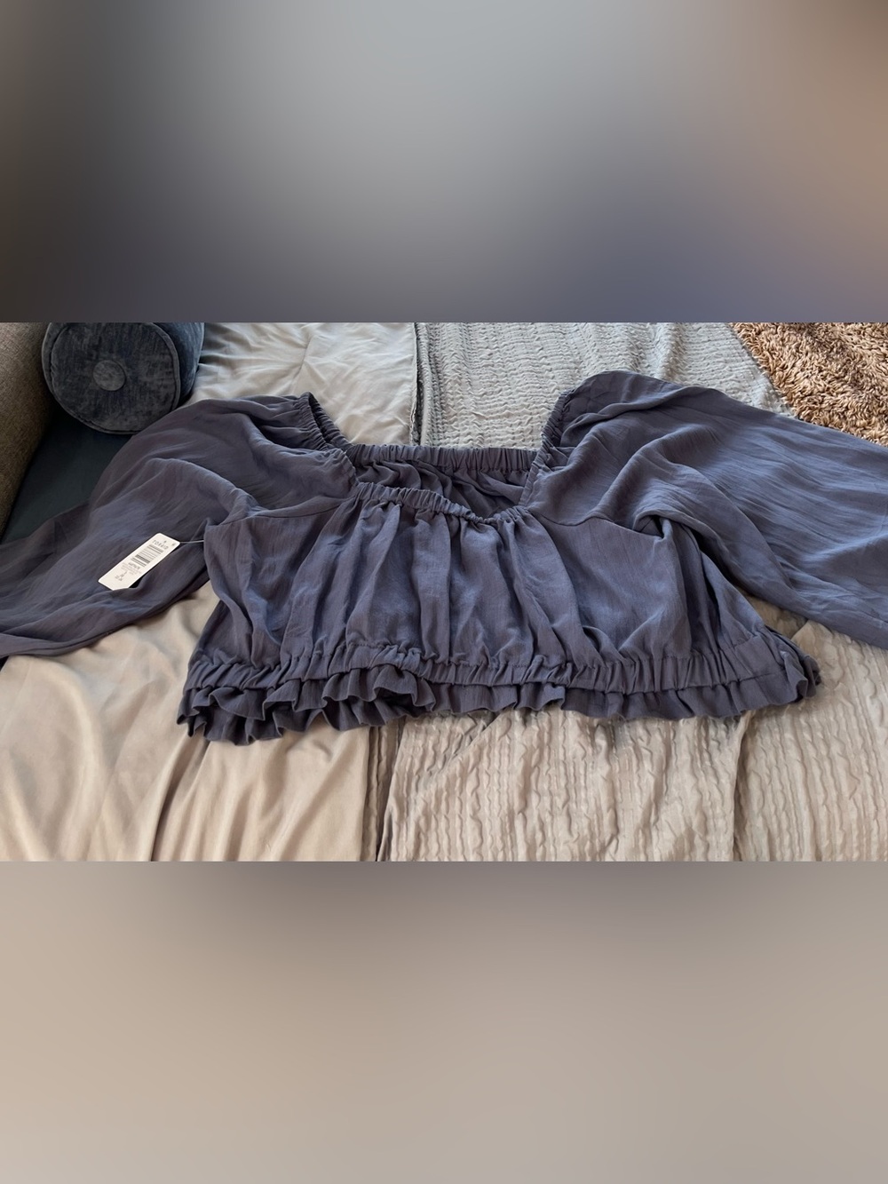 Torrid Festi Blouson Sleeve Crop Top in Nightshadow Blue. Size 3